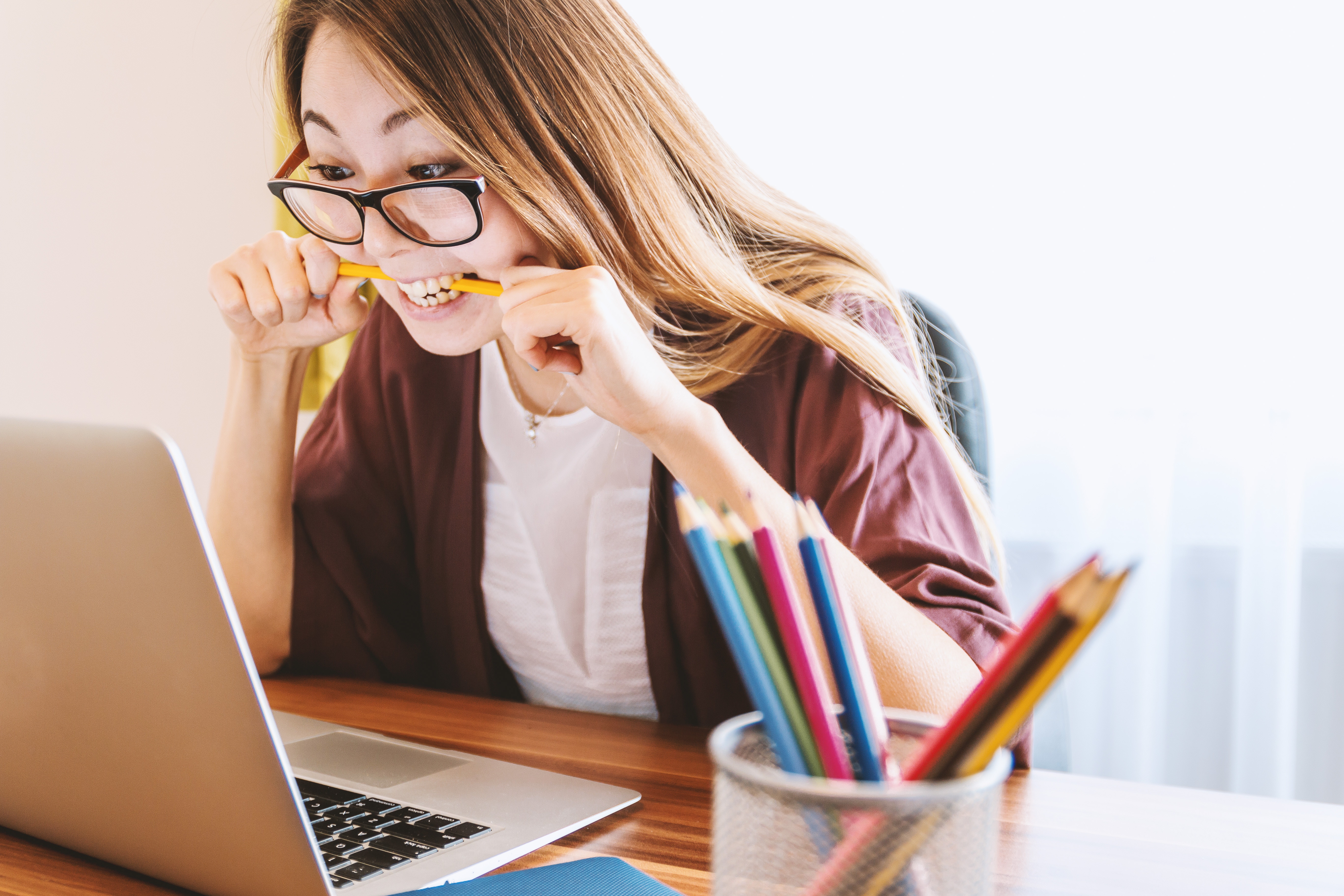 frustrated woman office laptop-jeshoots-com-523925-unsplash frustrated woman solopreneur business woman